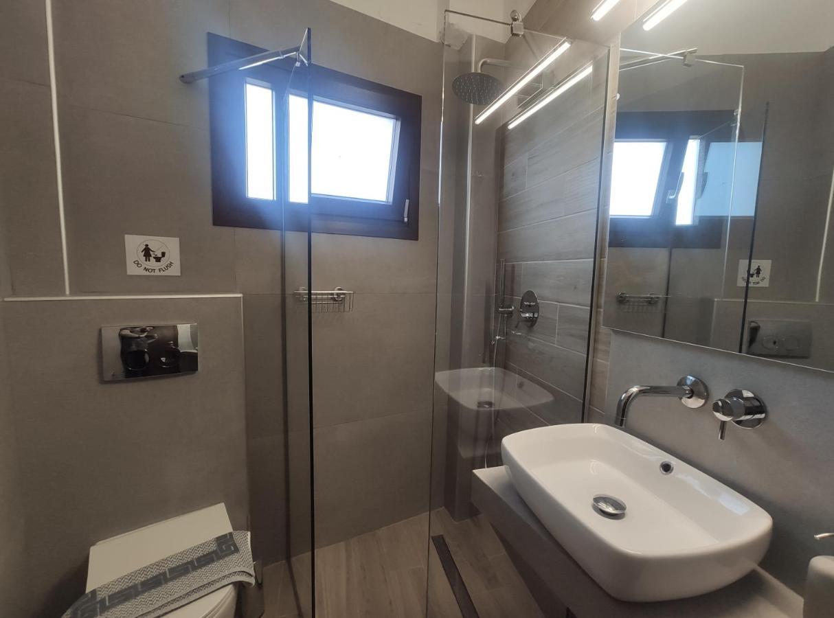 Para Thin Alos Inn Neos Marmaras Exterior photo