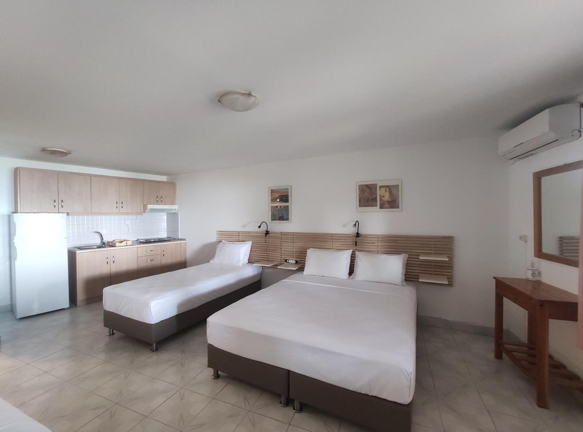 Para Thin Alos Inn Neos Marmaras Exterior photo