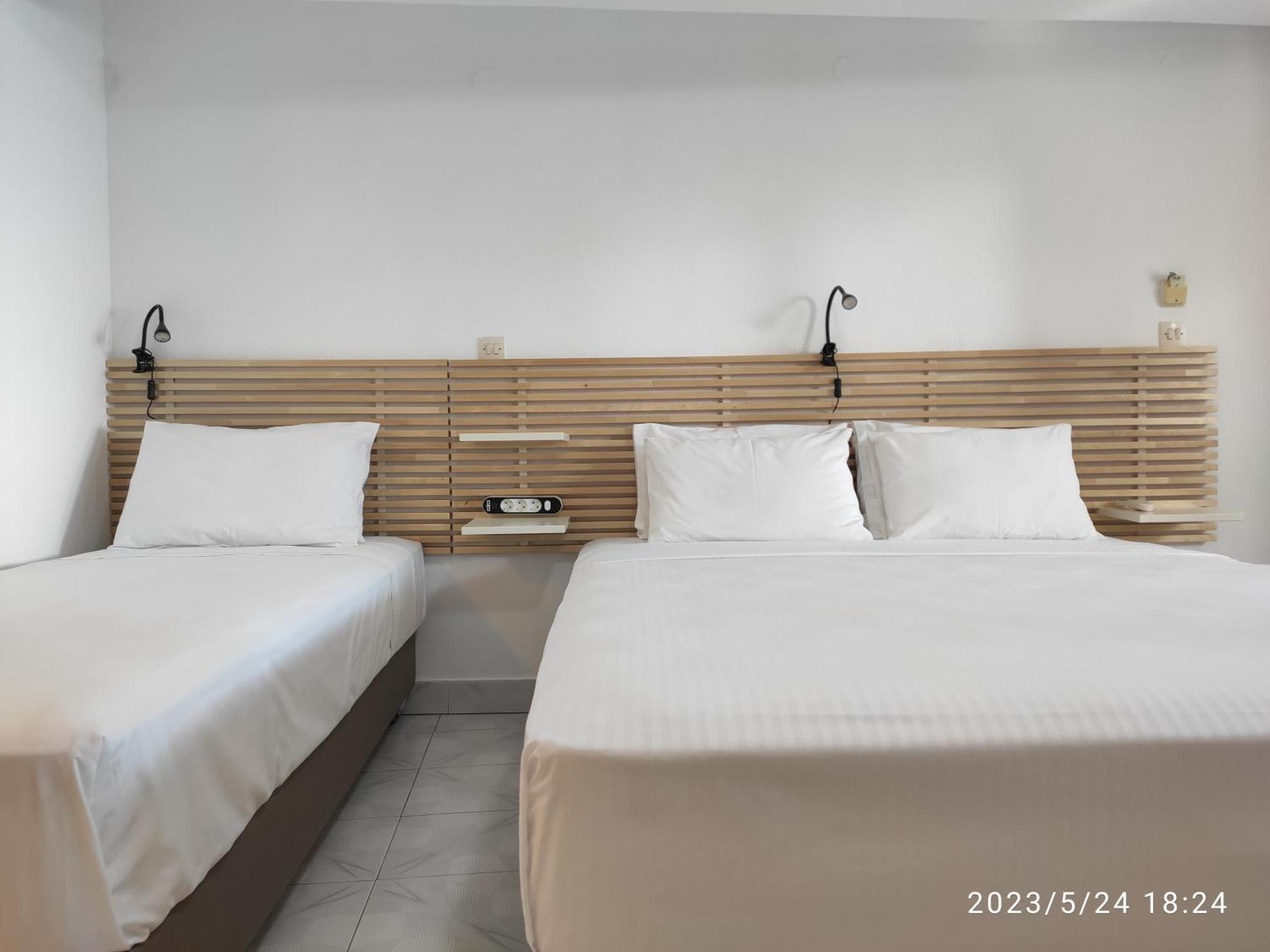 Para Thin Alos Inn Neos Marmaras Exterior photo