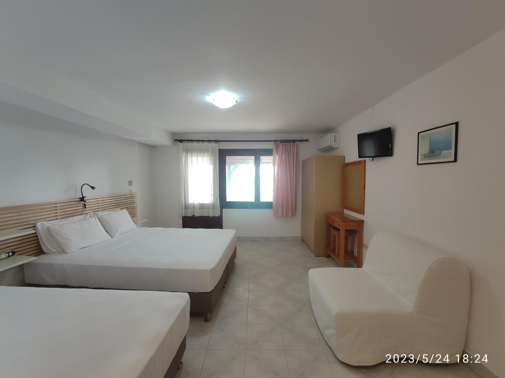 Para Thin Alos Inn Neos Marmaras Exterior photo