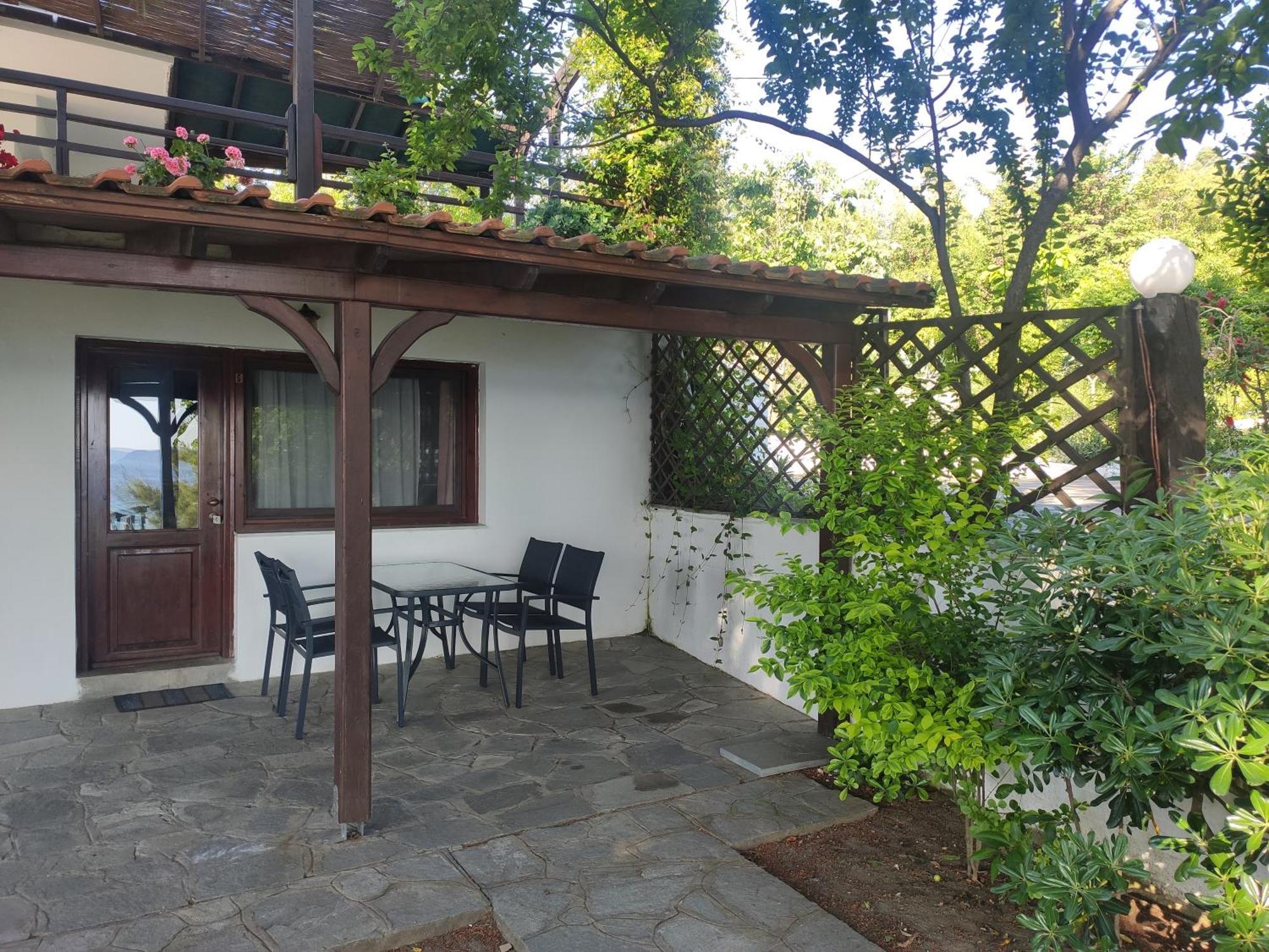 Para Thin Alos Inn Neos Marmaras Exterior photo