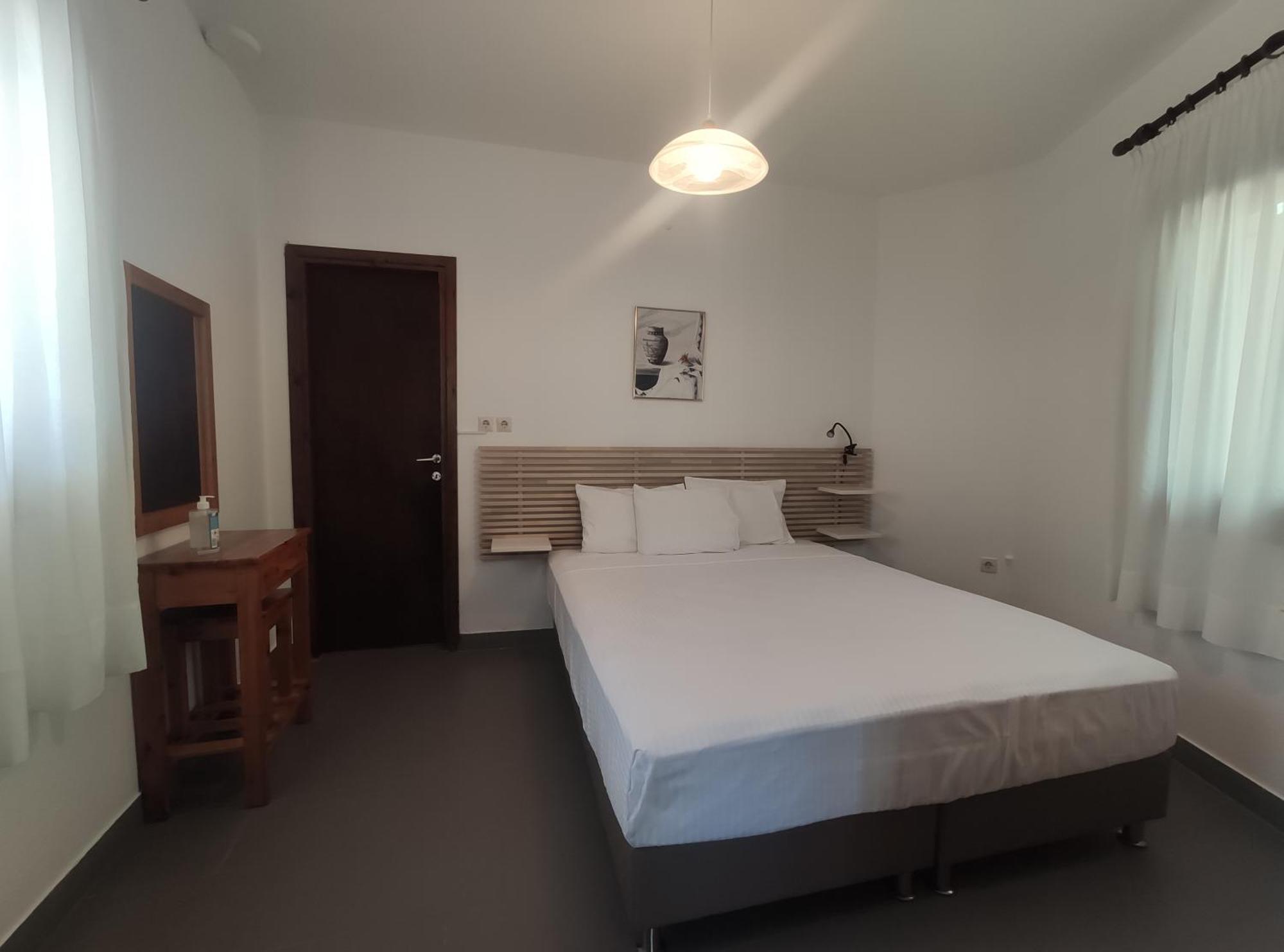 Para Thin Alos Inn Neos Marmaras Exterior photo